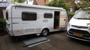 Feeling montage mover