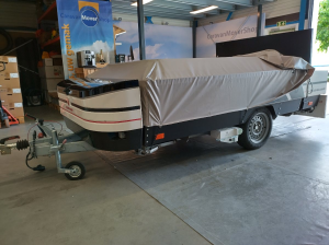 Country montage mover