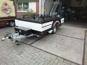 Country montage mover